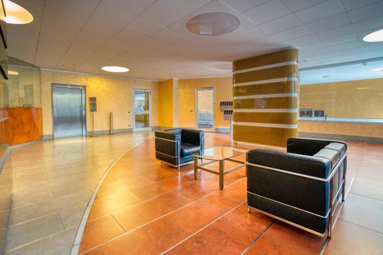 Caseospitali - Cherenel, Bilocale Vicino Centrale Mm2 Milano Dış mekan fotoğraf